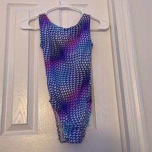 Flip-flop gymnastics leotard